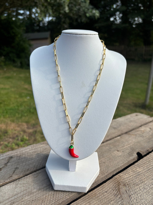 Chilly Gold Paperclip Necklace